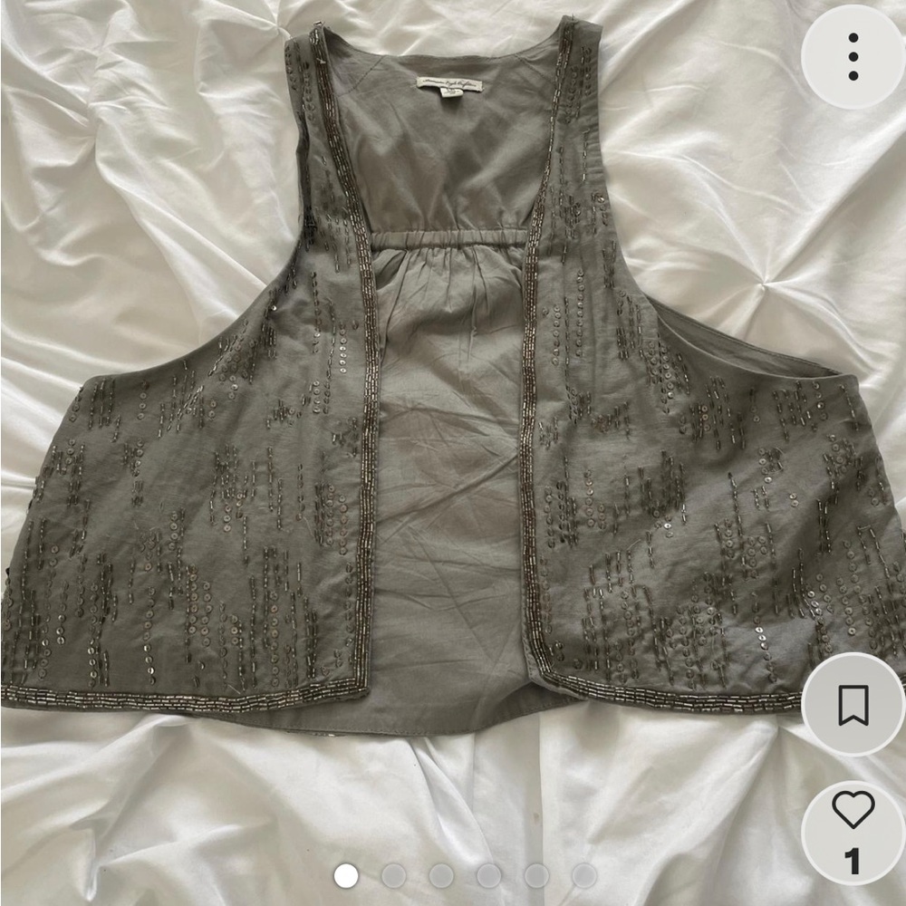 American Eagle outfitters vest size L